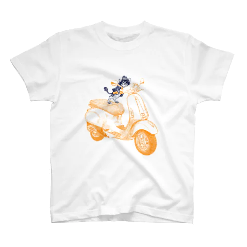 チワワのすっちゃんバイクに乗る Regular Fit T-Shirt