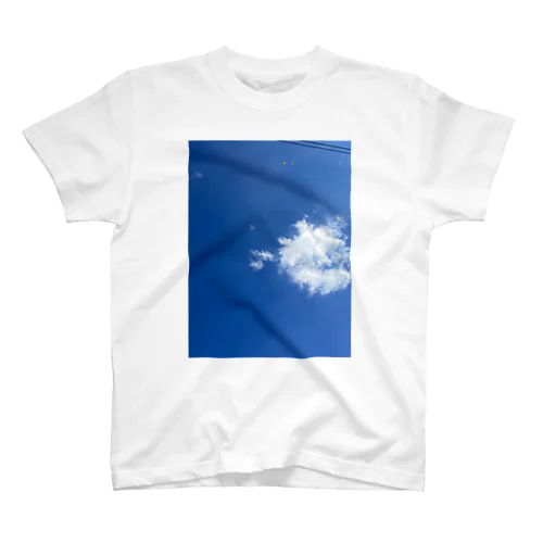 晴れの日の空 Regular Fit T-Shirt