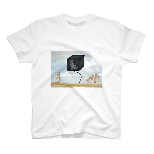 真っ暗な部屋の中から Regular Fit T-Shirt
