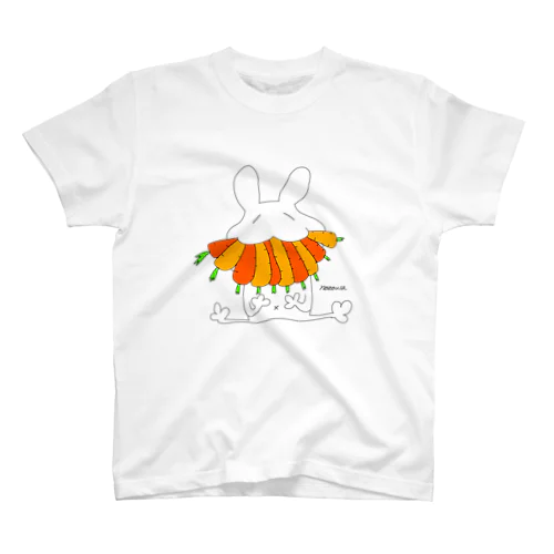 にんじん大好きうさぎ（モノクロ)にんじんカラー🥕 Regular Fit T-Shirt