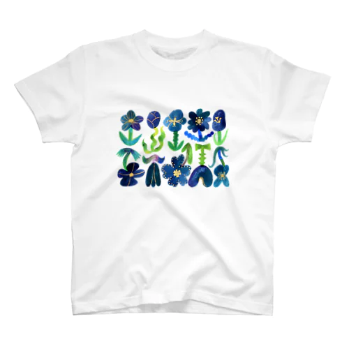 ambiguous flowers Regular Fit T-Shirt