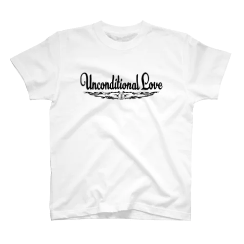 Unconditional Love（黒文字） Regular Fit T-Shirt