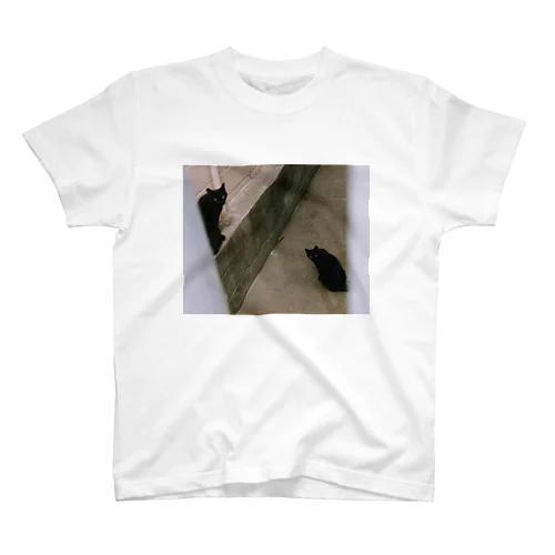睨みきかせ黒猫ズT😼 Regular Fit T-Shirt