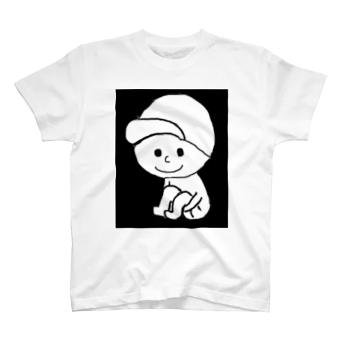 ぷぃんぷぉ Regular Fit T-Shirt