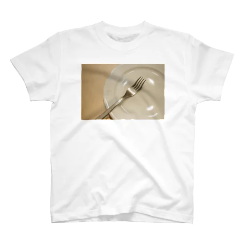Ushun/DIET Regular Fit T-Shirt