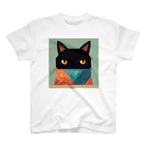 スカーフを巻いた黒猫 Regular Fit T-Shirt