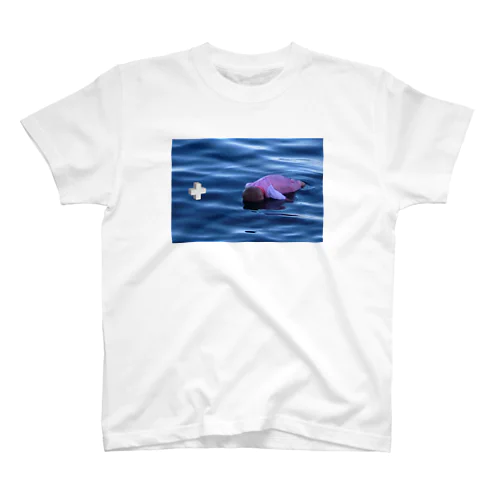 Drowning Baby かわいいあかちゃん Regular Fit T-Shirt