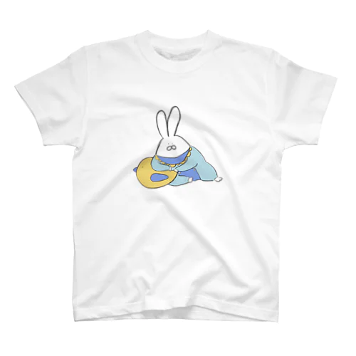 どっしりしたうさぎ（青） Regular Fit T-Shirt