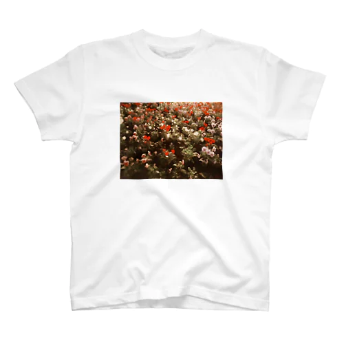 夜の花壇 Regular Fit T-Shirt