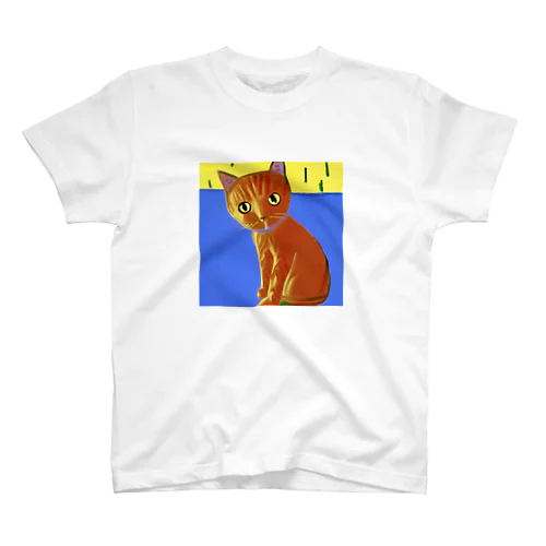 もしかして君も猫だったの？ Regular Fit T-Shirt