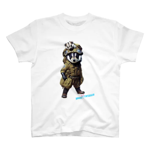 Cute badger soldier with baby スタンダードTシャツ