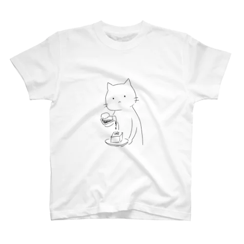 ひややっこに醤油をかける猫 スタンダードTシャツ