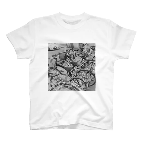 lots of bikes スタンダードTシャツ