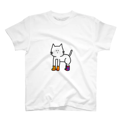 くつ下の猫 Regular Fit T-Shirt