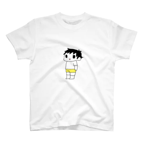 黄色い短パンの男の子 Regular Fit T-Shirt