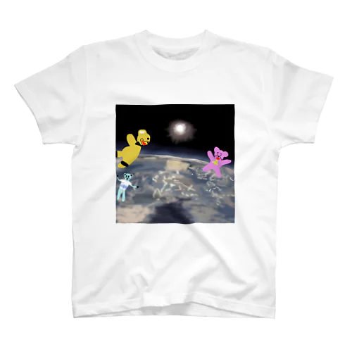 宇宙を旅するくまさん「成層圏（高度20,000m）」 スタンダードTシャツ