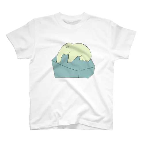 氷の上のイエティ Regular Fit T-Shirt