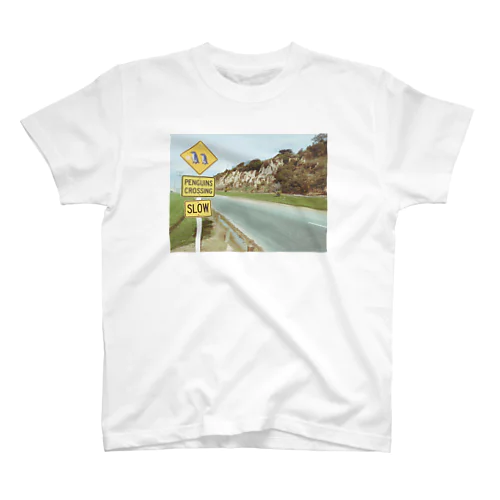 PENGUINS CROSSING 🐧 (NZ collection) スタンダードTシャツ