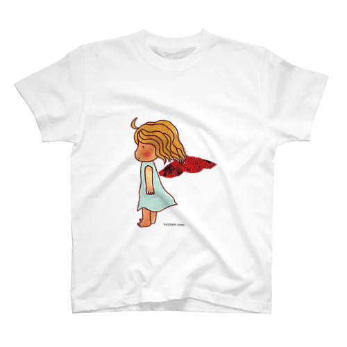 紅い羽の天使 Regular Fit T-Shirt