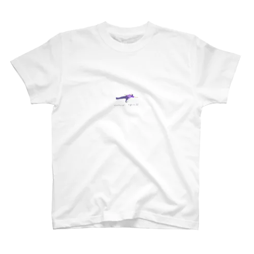 大の字で寝る猫魅リョウ Regular Fit T-Shirt