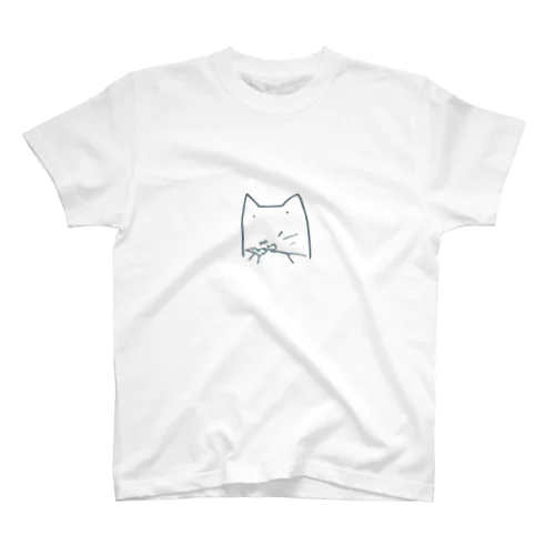 でてこないねこ Regular Fit T-Shirt