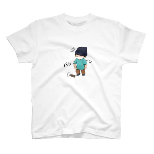 オカピー看板ぶん投げＴシャツ Regular Fit T-Shirt