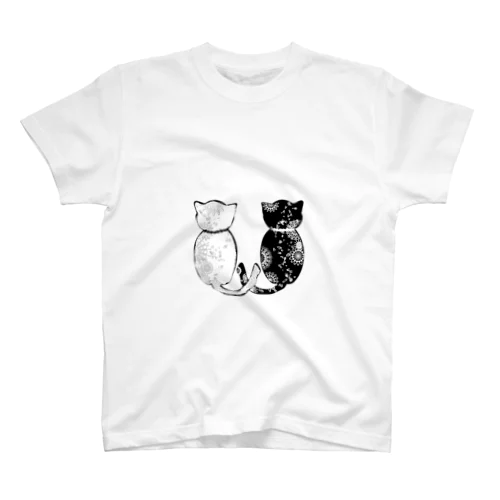 白と黒の猫 Regular Fit T-Shirt