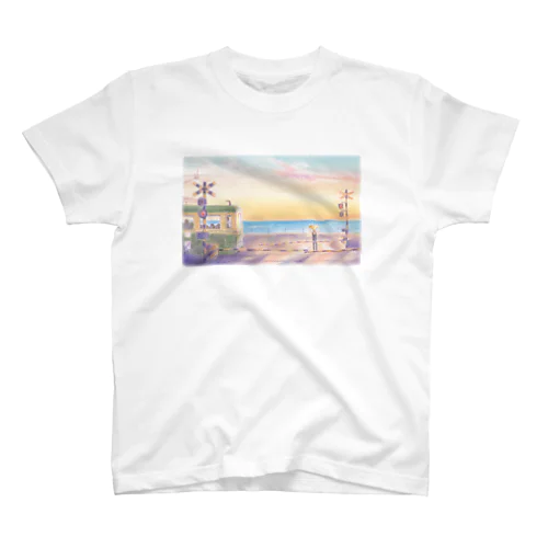 七里ヶ浜キーホルダー Regular Fit T-Shirt