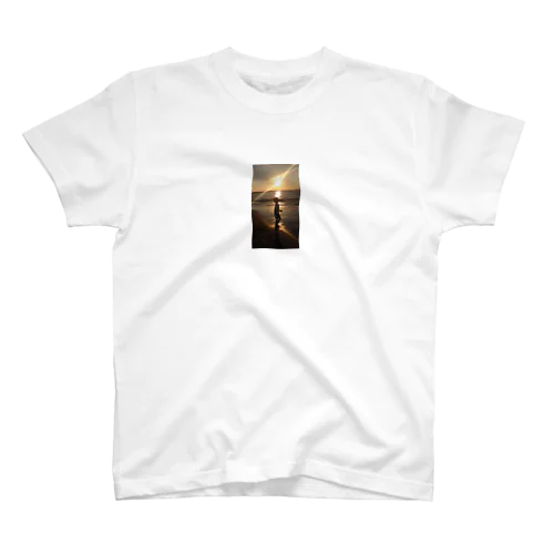 夕陽と少女 Regular Fit T-Shirt
