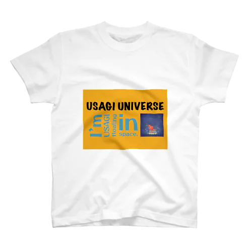宇宙を漂うUSAGI  Regular Fit T-Shirt