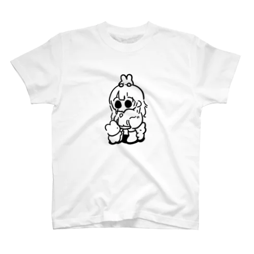 うさぎ乗せて泣く女の子 Regular Fit T-Shirt