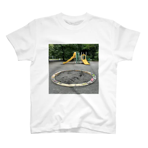 神隠し（公園） Regular Fit T-Shirt