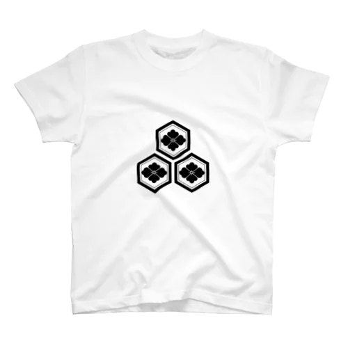 鎌倉花札の家紋「三つ盛り亀甲に花菱」 Regular Fit T-Shirt