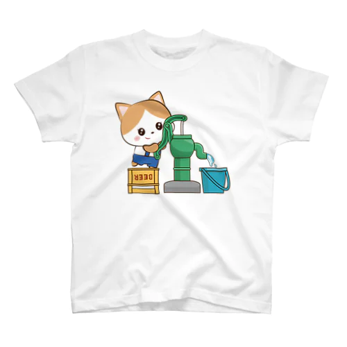 昭和レトロな猫ちゃん お水くみver Regular Fit T-Shirt