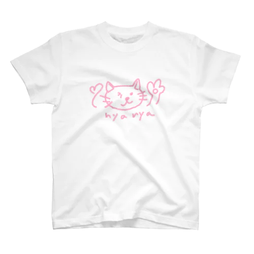 nyanyaちゃん Regular Fit T-Shirt