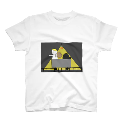 探検隊 Regular Fit T-Shirt