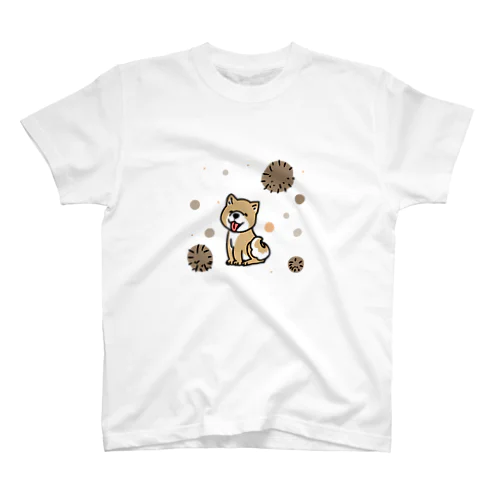 柴犬と秋 Regular Fit T-Shirt