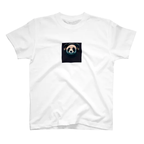 Headphones & Pandas（ヘッドホン & パンダ） Regular Fit T-Shirt