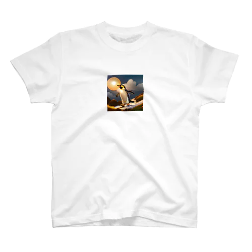 踊ってるペンギン Regular Fit T-Shirt