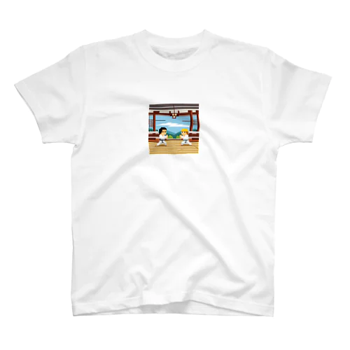 格闘ゲーム中 Regular Fit T-Shirt