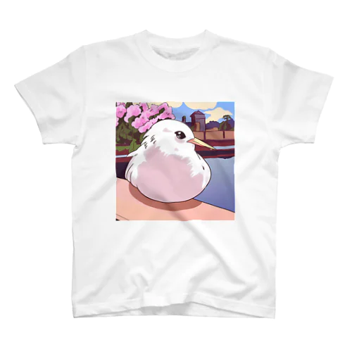 ふわふわ白鳥ぴーちゃん Regular Fit T-Shirt