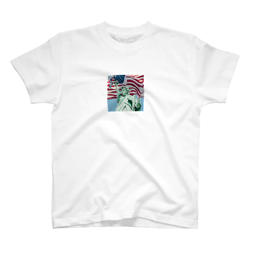 自由の女神とアメリカ国旗 Regular Fit T-Shirt