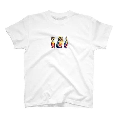 ビール好きの子猫 Regular Fit T-Shirt