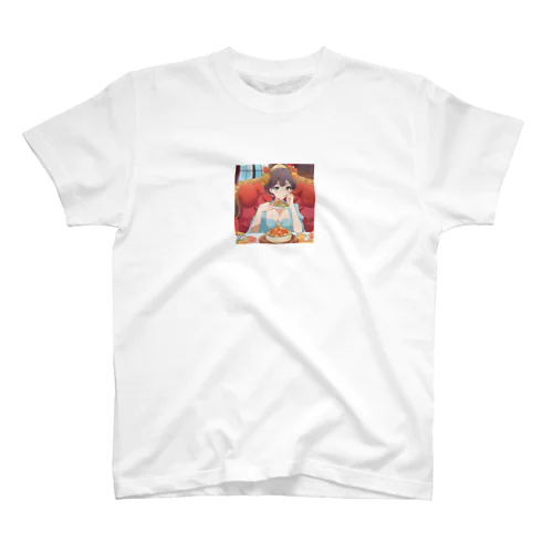 貴族令嬢の食事風景 Regular Fit T-Shirt