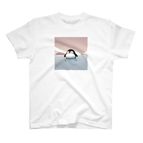 かわゆいペンギン Regular Fit T-Shirt