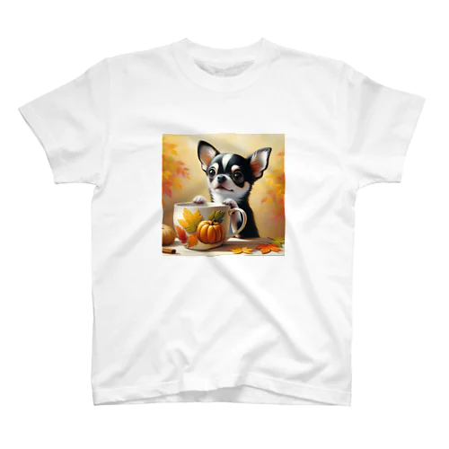 Autumn Curiosity: Chihuahua & Mug Magic 秋の好奇心: チワワとマグカップ スタンダードTシャツ