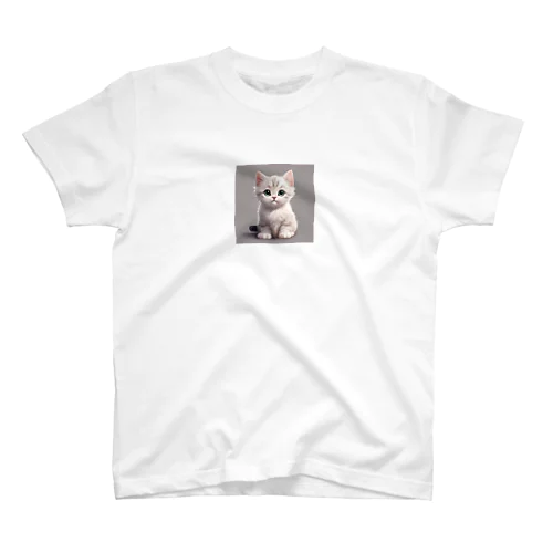 可愛い猫 Regular Fit T-Shirt