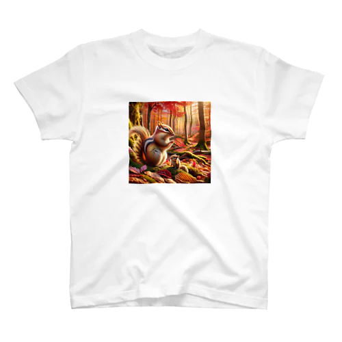 シマリスの親子と紅葉狩り Regular Fit T-Shirt
