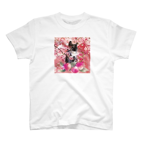 ももちゃん Regular Fit T-Shirt