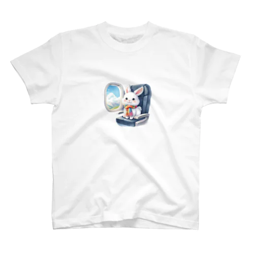 Sitting rabbit（座るウサギ） Regular Fit T-Shirt